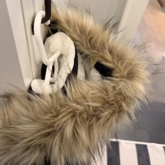 Abercrombie & Fitch Winter Parka - Picture 7 of 10